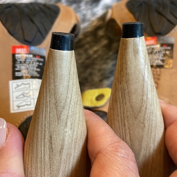 Diesel Maupiti Heeled Sandals - Picture 8 of 9